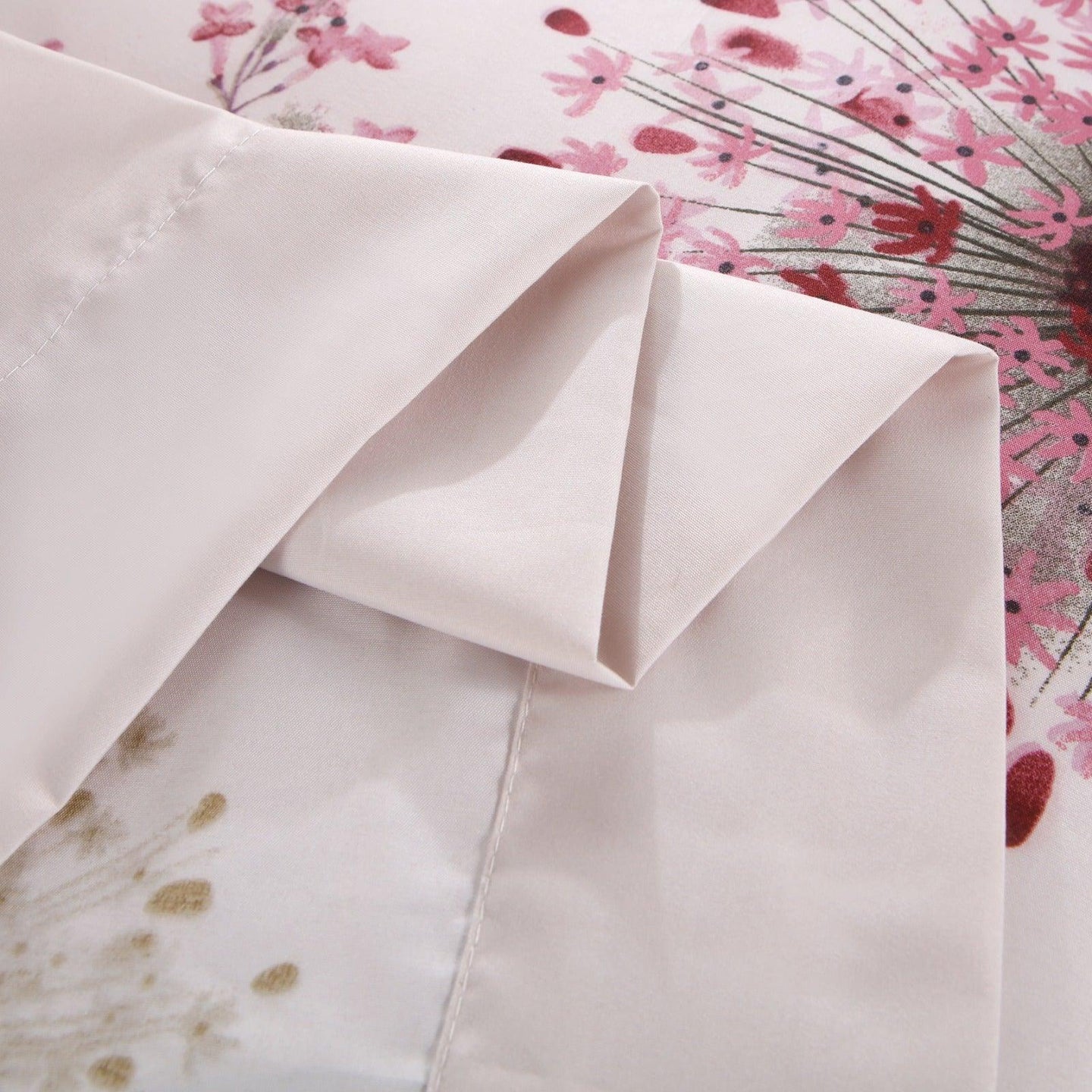 Pearl Bay 6 Piece Bed Sheet Set Light Pink With Large Flowers - PremiumBrandGoods